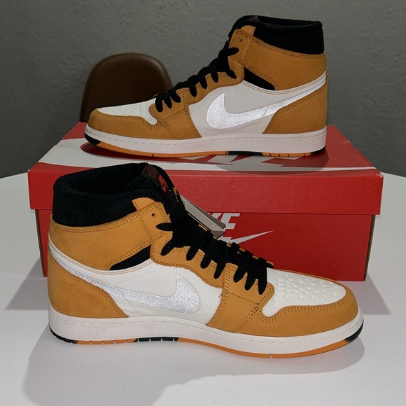 Jordan 1 Retro High Element Men’s Size 11 - Picture 2 of 8